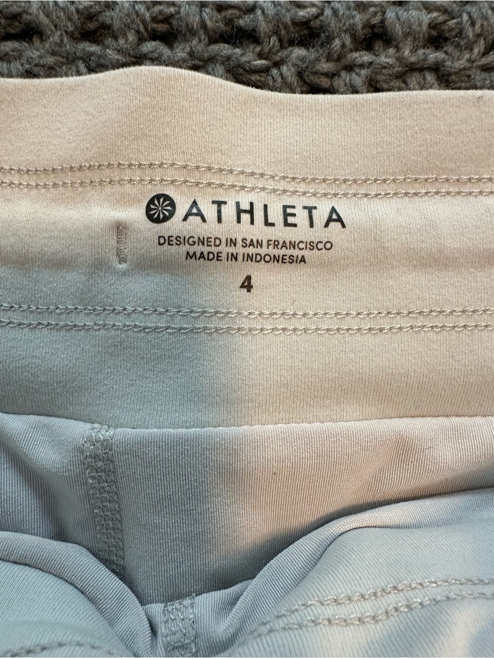 Athleta Beige Textured Athletic Skort Size 4 Zip Pocket Activewear Skirt - Picture 4 of 5